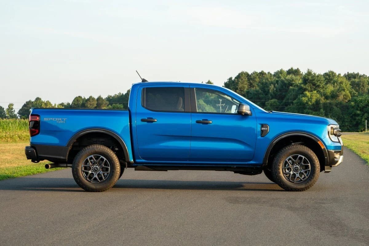 Ford Ranger  view 3